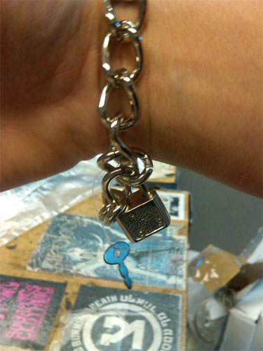 8 inch Chain Bracelet With Padlock 