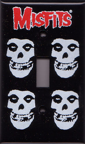 Misfits- 4 Skulls light switch plate