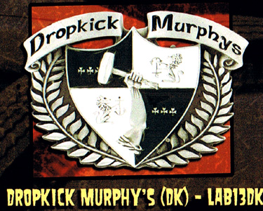 ******Dropkick Murphys- Crest belt buckle (bb296) - SALE