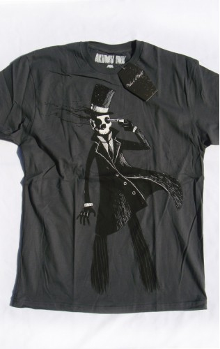 Death's Embrace on a grey shirt by Akumu Ink