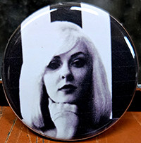 Blondie- Face pin (pin-C304)