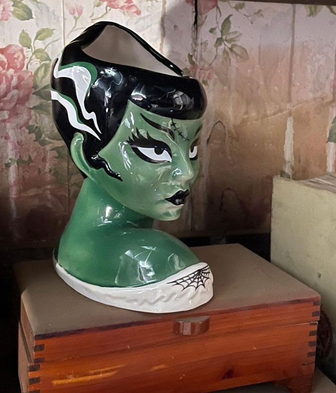 Monster's Bride Ceramic Vase by Kreepsville 666