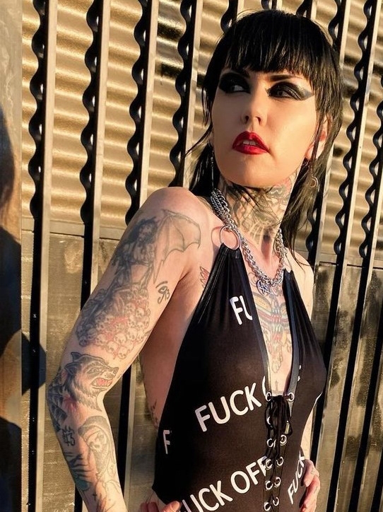 Pentagram Necklace by Switchblade Stiletto - Thick Chain