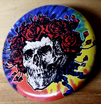 Grateful Dead- Tie Dye Skull & Roses pin (pinX457)