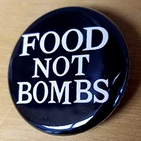 Food Not Bombs pin (pin-C101)