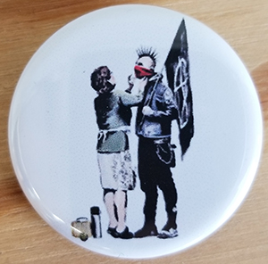 Banksy (Punk & Mom) pin (pin-C58)