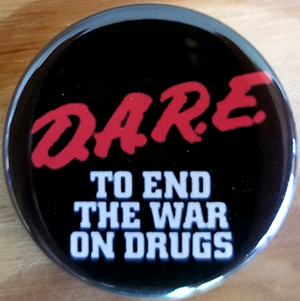D.A.R.E. To End The War On Drugs pin (pin-C62)