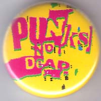 Punk's Not Dead pin (pinZ105)