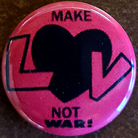 Make Luv Not War pin (pinZ224)