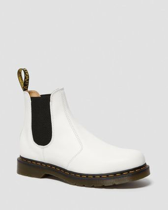 Chelsea Boots in White Smooth by Dr. Martens
