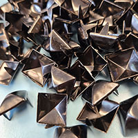 1/2" Gunmetal Black Pyramid Studs- 100 pack (13mm) 