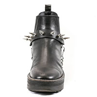 1 Row Of 1" Spike Bootstrap by Funk Plus