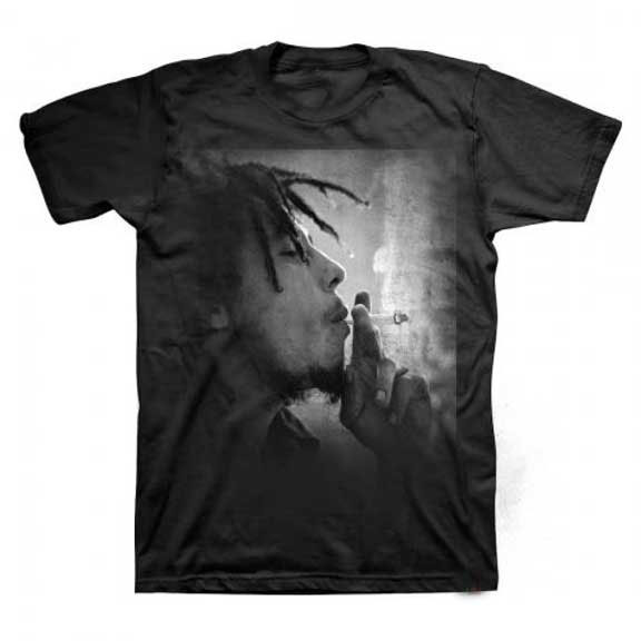 Bob Marley- Smoking on a black shirt 